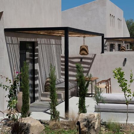 Pure Villas ออร์โมส ปานากีอาส ภายนอก รูปภาพ