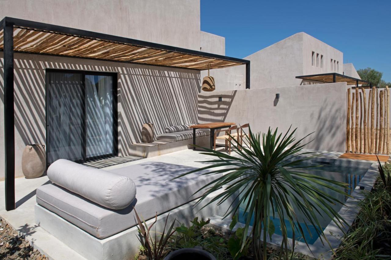 Pure Villas ออร์โมส ปานากีอาส ภายนอก รูปภาพ